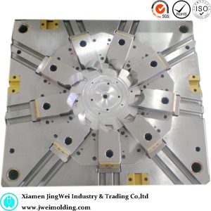 plastic injection mold maker