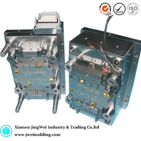 Plastic-Injection-Mould