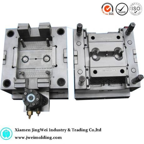Low cost injection molding plastic molding company from Xiamen